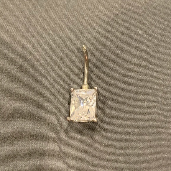 Belly Button Ring - Square Rhinestone - Picture 7 of 8